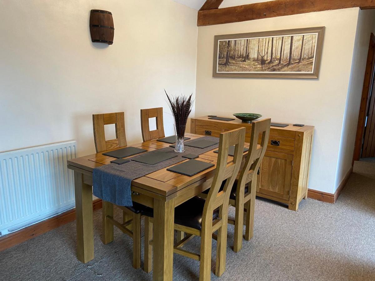 Stable Cottage, Old Mill Farm, Cotswold Water Park Ferienhaus *